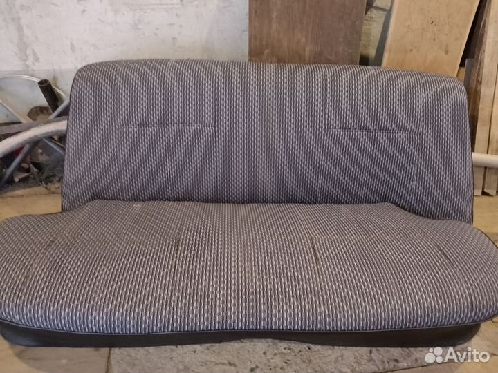 Заднее сиденье Ваз 2105