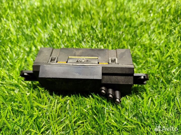 Часы Hyundai Accent Часы Hyundai Accent