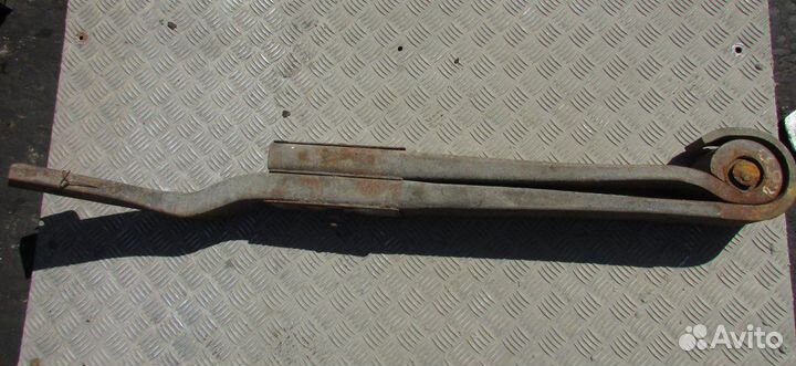 Полурессора ведущего моста, левая renault trucks M