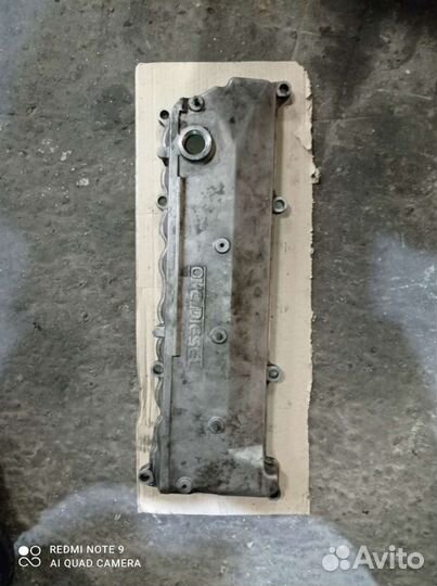 Клапанная крышка Исузу Эльф, Ниссан Атлас