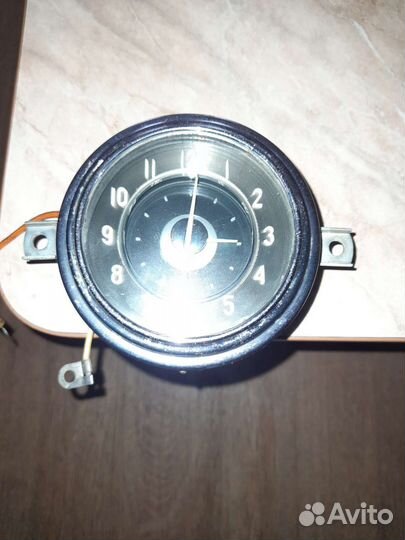 Часы газ 21 волга, победа