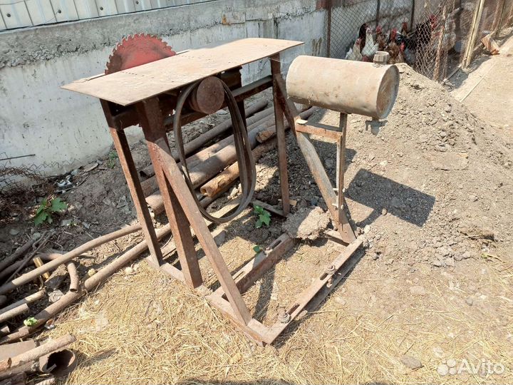 Дисковая Пилорама с бензиновым двигателем