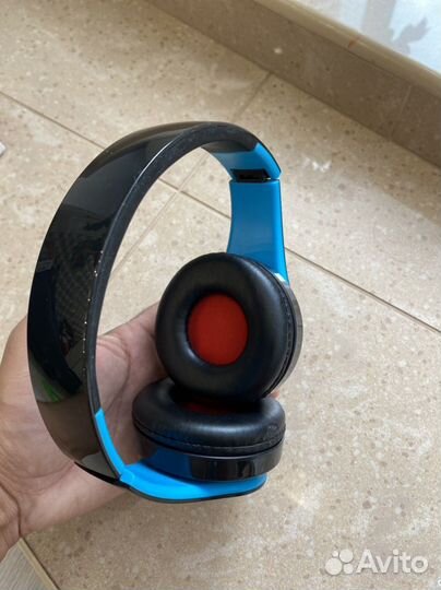 Беспроводные наушники