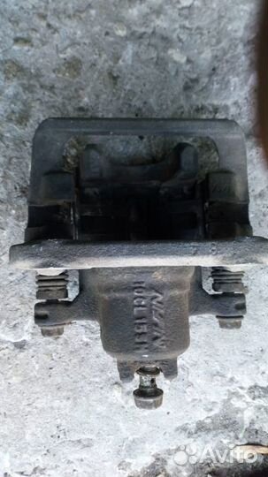 Тормозной суппорт Honda Accord 8