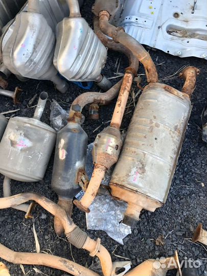 Глушитель Toyota land cruiser 200 4.6 бензин