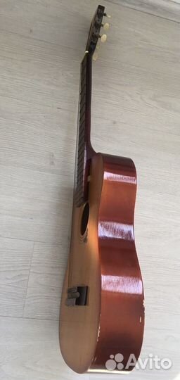 Гитара акустическая
