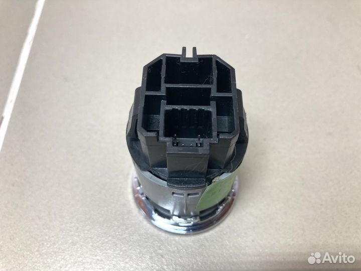 Кнопка запуска двигателя Chery Tiggo 4 FL