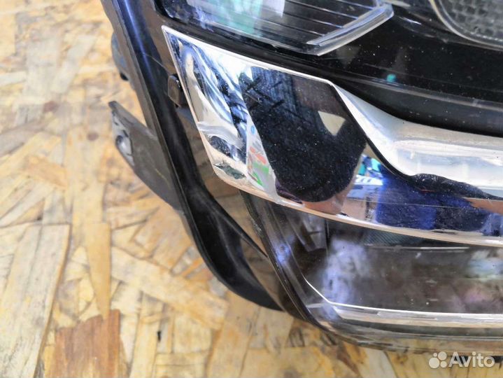 Фара передняя правая, Volkswagen Teramont 2018