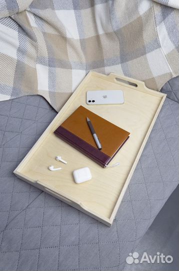 Столик поднос для ноутбука в кровать