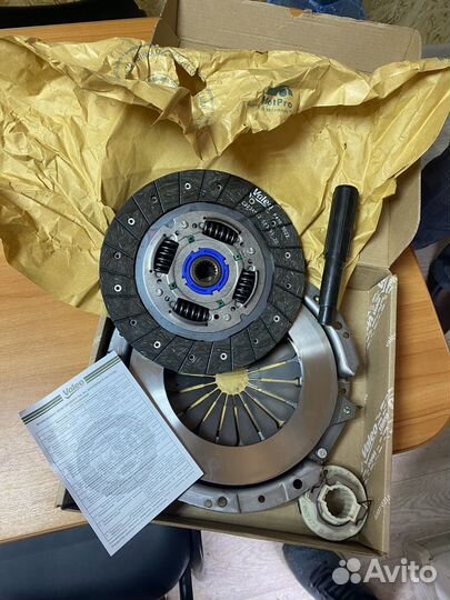 Комплект сцепления Valeo 826474