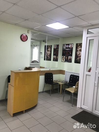 Оборудование для парикмахерской б/у