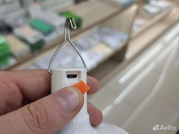 Лампа с подзарядкой usb. 6 часов работы