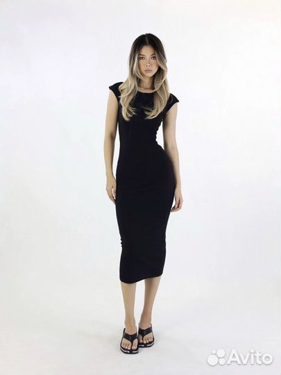 Платье черное, Pink Mantis