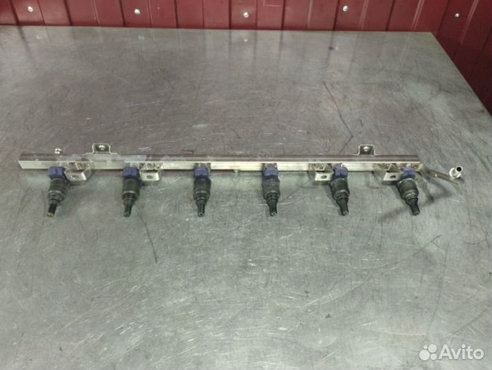 Топливная рампа Bmw 3 Series E46 M54B30 2002