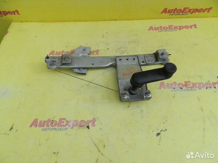 Стеклоподъемник задний правый Renault Duster