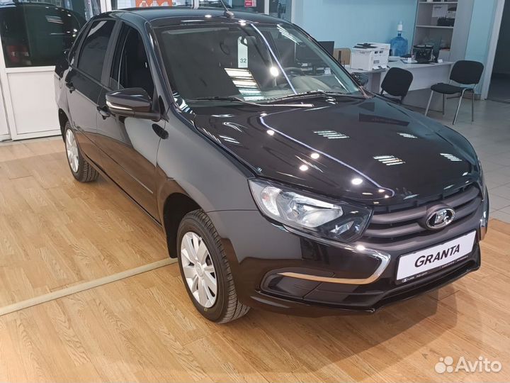 LADA Granta 1.6 МТ, 2023