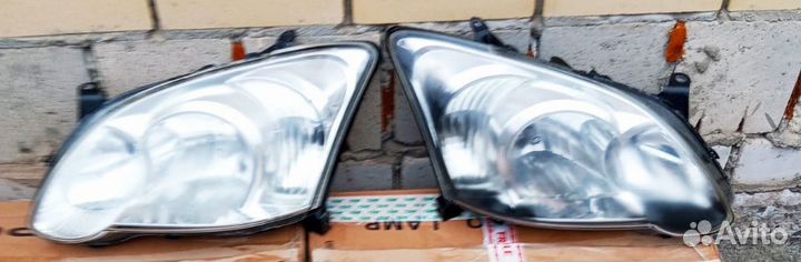 Фара toyota corolla 120
