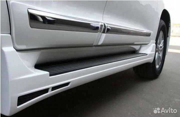 Молдинги дверей Land Cruiser 200