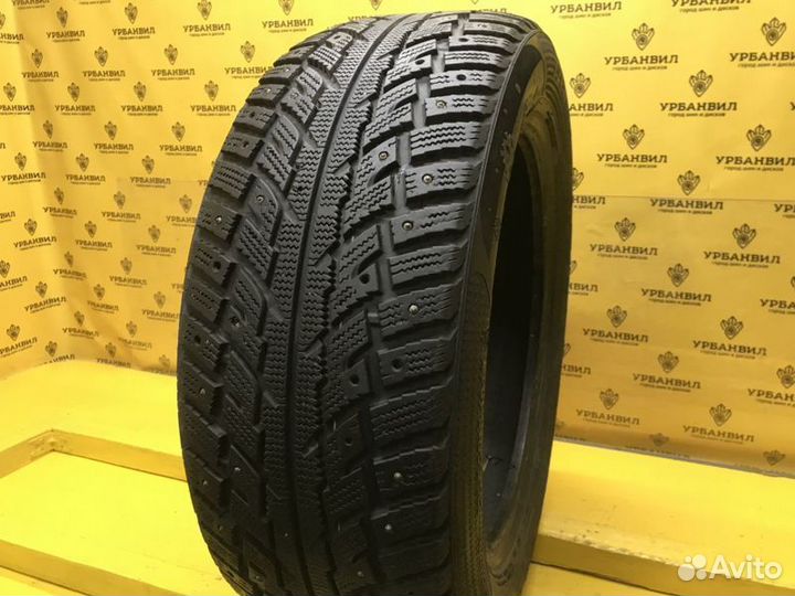 Kumho I'Zen RV Stud KC16 235/55 R18 104T