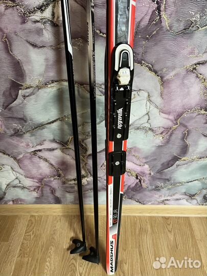 Беговые лыжи комплект