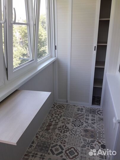 Остекление, отделка балконов под ключ