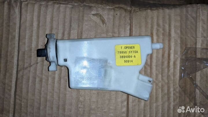 Актуатор лючка бензобака Nissan Teana J32