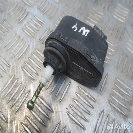 Моторчик корректора фары ауди шкода фольц