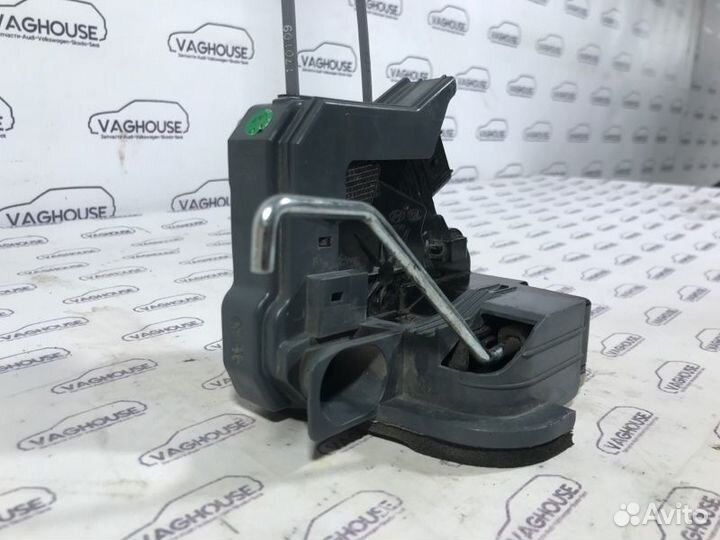 Замок двери передний правый Hyundai Solaris 1.4