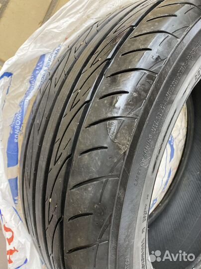 Yokohama Advan Fleva V701 225/55 R17