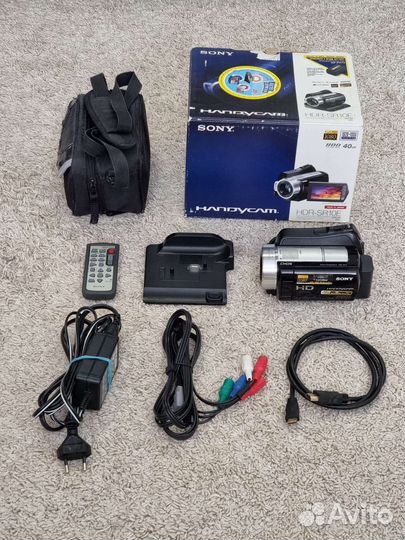 Видеокамера Sony HDR-SR10E