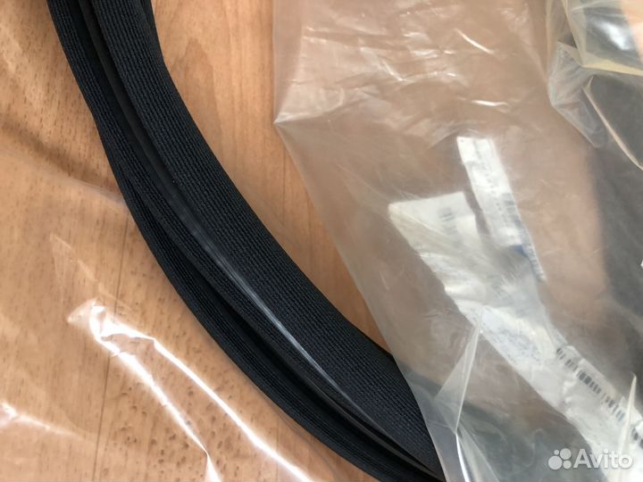 Уплотнительная резинка двери