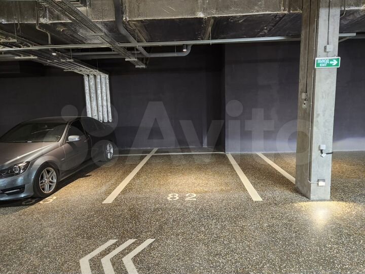 Машиноместо, 14 м²