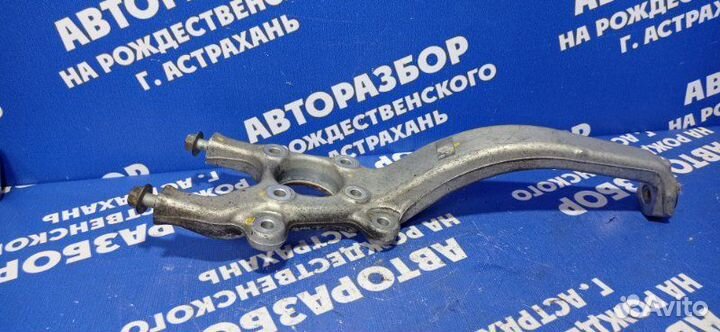 Передний правый поворотный кулак Lexus Gs350 седан