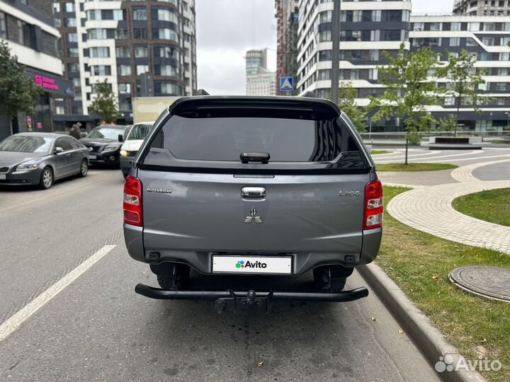Mitsubishi L200 2.4 МТ, 2015, 120 000 км