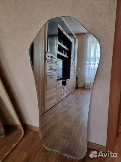 Зеркало без рамы