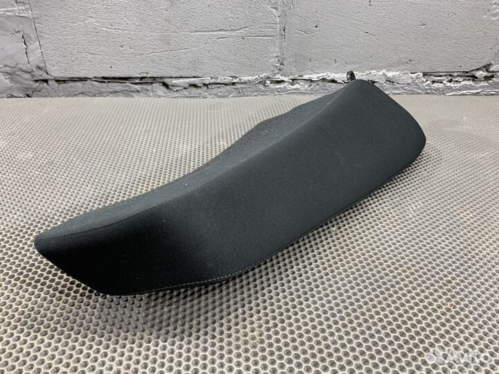 Правая вставка заднего кресла Mazda 6 GL