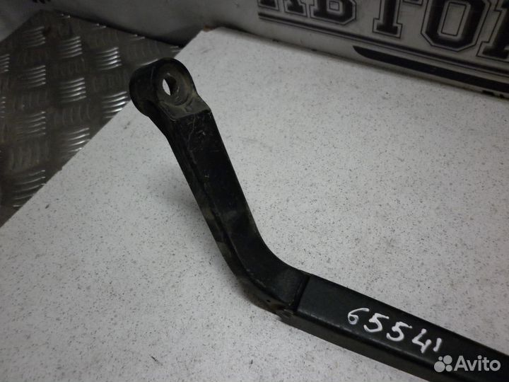 Поводок дворника правый Pontiac Vibe 1