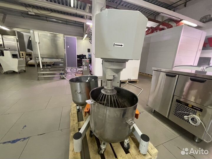 Планетарный тестомес миксер