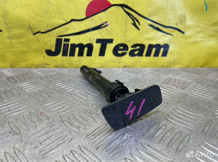 Форсунка омывателя фары правая Volvo Xc60 UZ