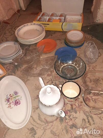 Тарелка посуда стаканы