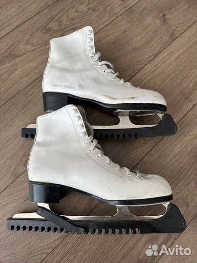 Фигурные коньки