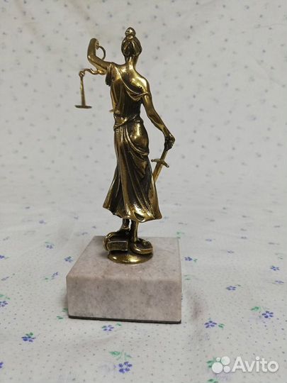 Фемида - Богиня правосудия Бронза Латунь