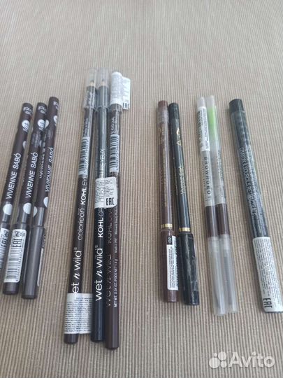 Карандаши для глаз и бровей новые