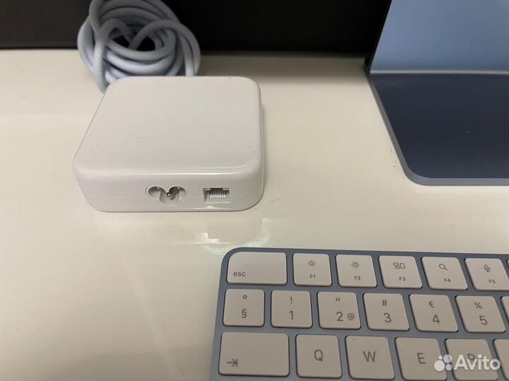 Apple iMac 24 M1 8GPU/8gb/256gb (Гарантия )