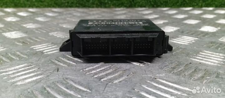 Блок управления парктрониками Audi Q7