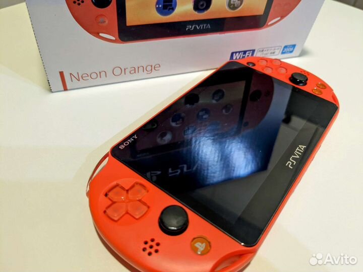 PSVita PCH-2006 Neon Orange