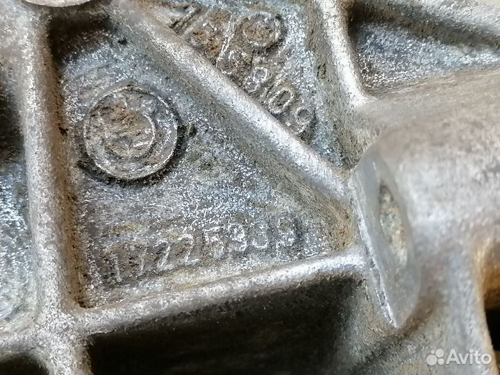 Кронштейн гидроусилителя 2.0 для BMW 5-серия E34