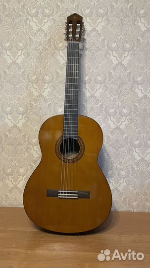 Классическая гитара yamaha c40