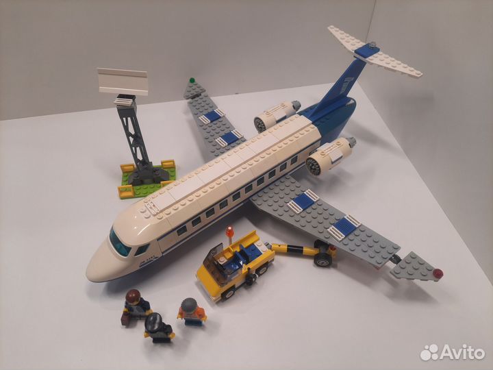 Lego City 3181: Пассажирский самолёт