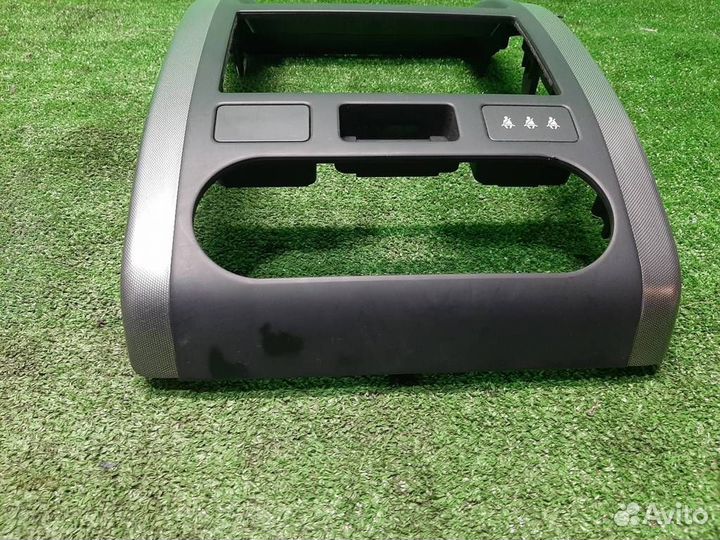 Рамка магнитолы Nissan X-Trail T31 2007